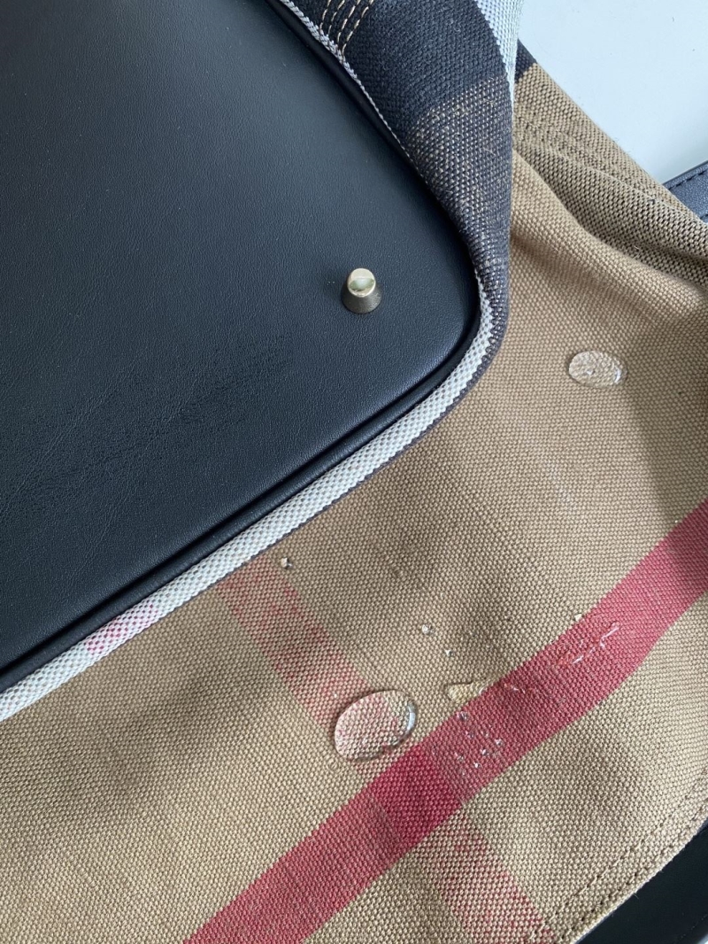 Bv*b*rry hobo bags